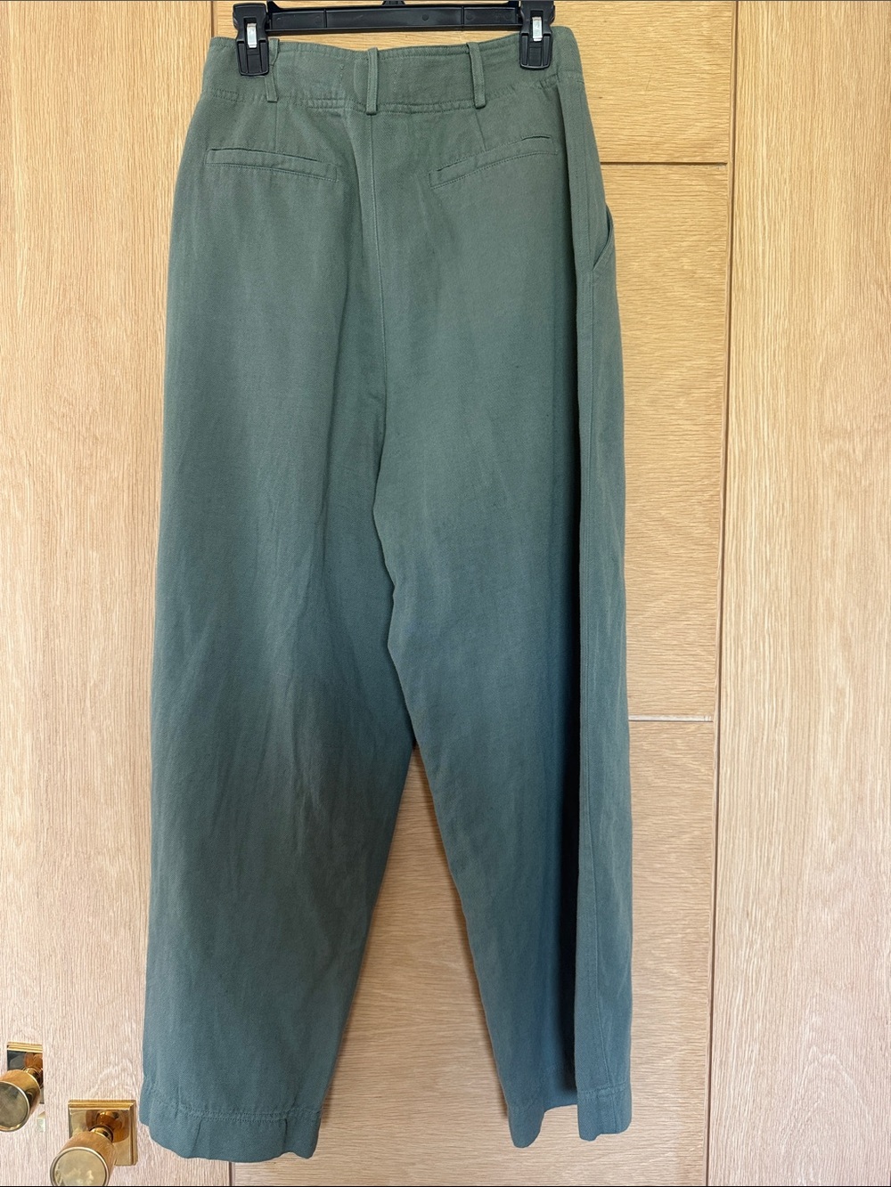 Apiece Apart
Bari Crop Trousers - Picture 4 of 4